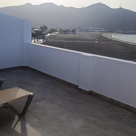 Apartamento ático En Primera Linea De Playa